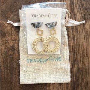 NWT! Trades of Hope earrings